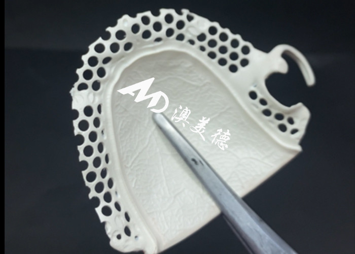 Cuadro de dentaduras removibles HPP Adaptación personalizada para una función óptima, confort y estética