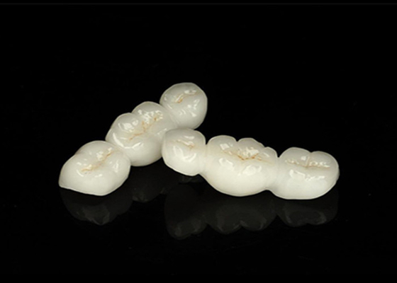 Buen precio Corona dental de zirconia de aspecto natural translúcida con excelente durabilidad y ajuste preciso en línea
